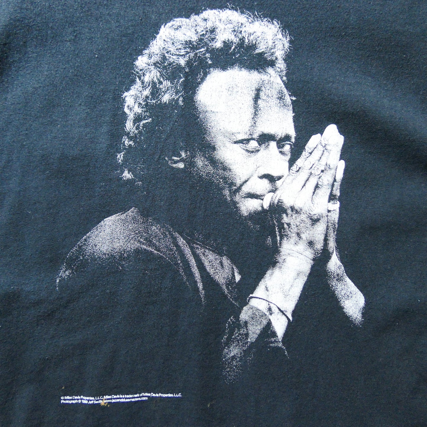 VINTAGE 90s XL Jazz Tee -Miles Davis-