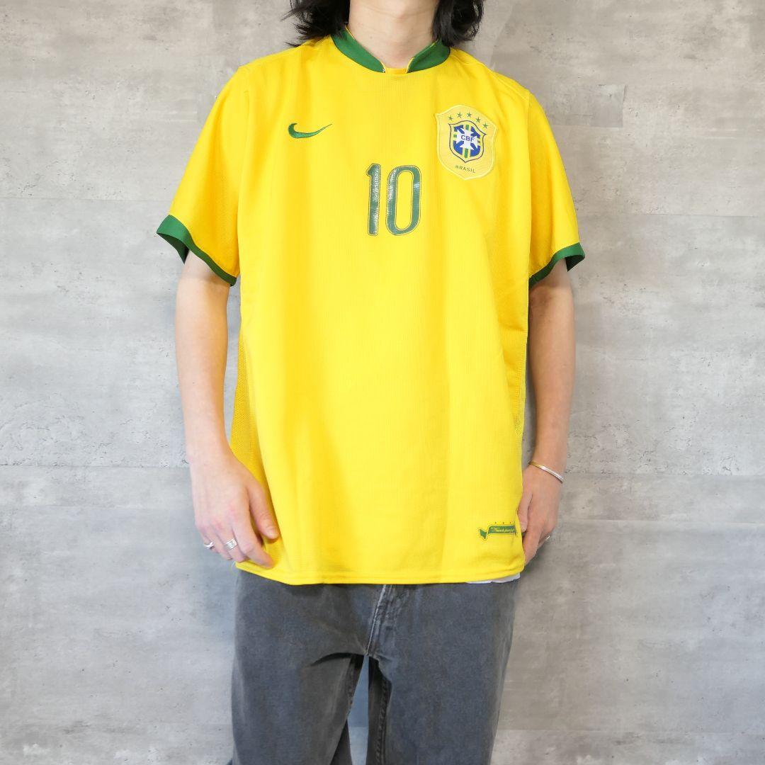 VINTAGE 00s Soccer game shirt -BRAZIL-