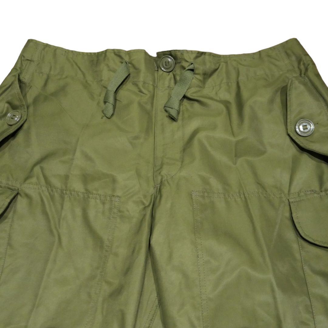 DEADSTOCK 80s L-S ECW WINDPROOF OVER PANTS -Canadian Army-